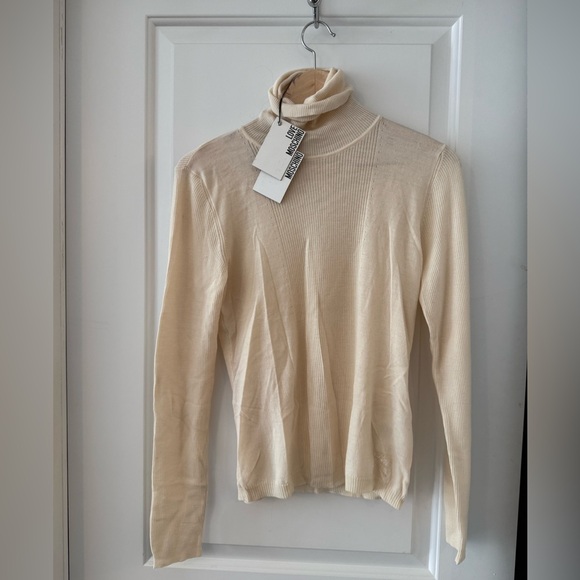 LOVE MOSCHINO - Picture 1 of 11